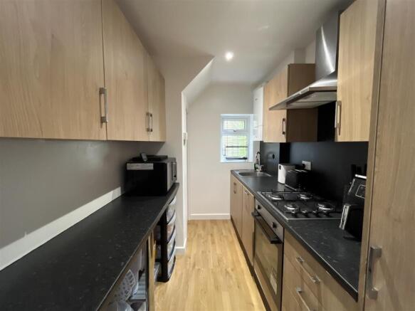 2 bed Terraced for sale Image 3