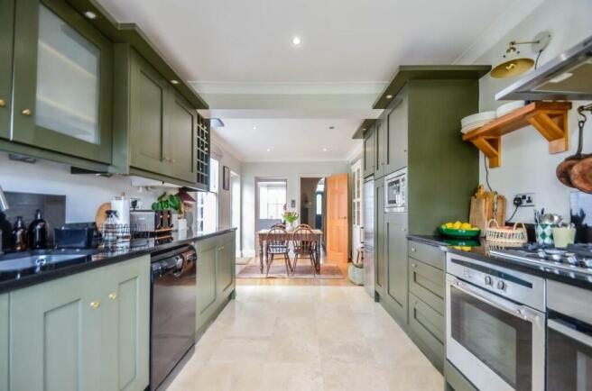 Kitchen .jpg