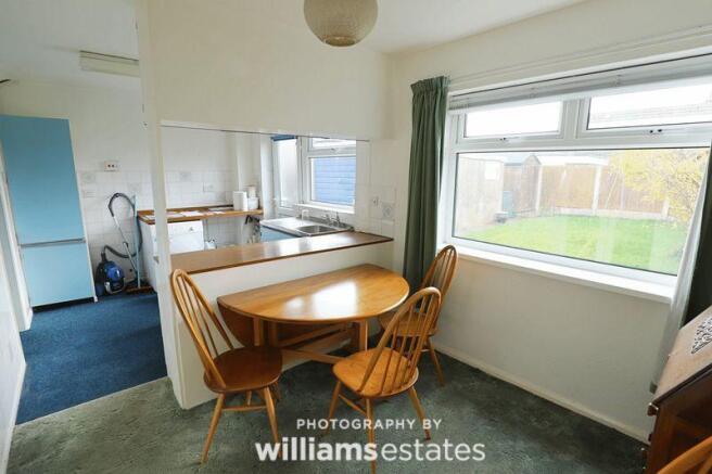 Kitchen/Dining...