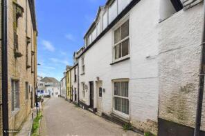 10, Church Place, St. Ives TR26 1LU