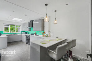 67, Morton Way, London N14 7HN