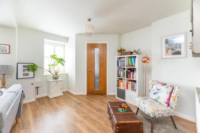2 bed End of Terrace for sale Image 9