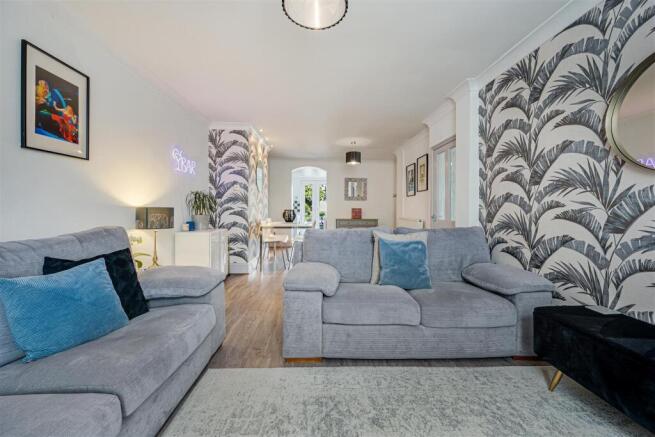 Living/Dining Room