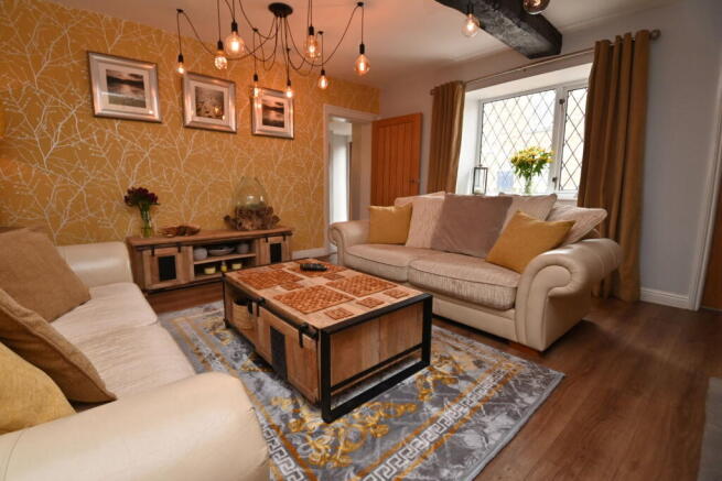 4 bed Cottage for sale Image 4