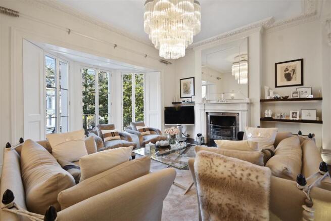Hammersmith Grove - Reception.JPG