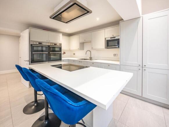 Kitchen / Lounge / Diner / Family Room