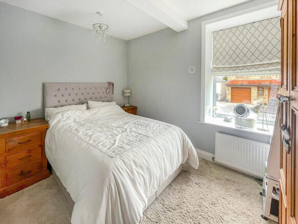 2 bed Apartment for sale Image 7