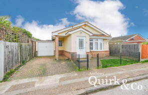 7, Thomas Drive, Canvey Island SS8 9RT