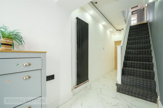 3 bed Semi-Detached for sale Image 8