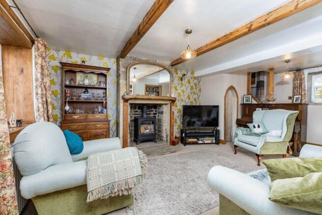 3 bed Semi-Detached for sale Image 7