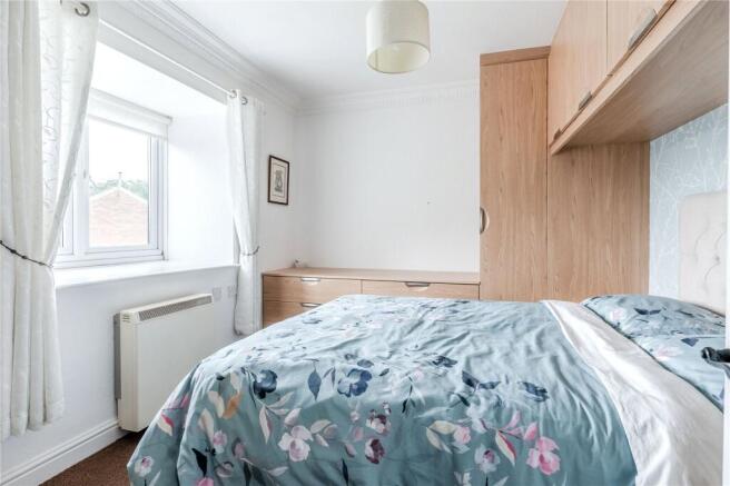 2 bed Apartment for sale Image 6