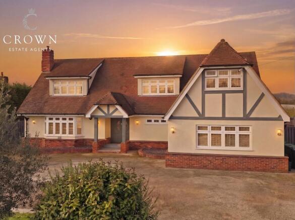 Front Aspect Twilight