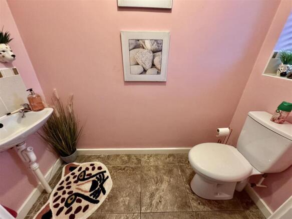 Cloakroom WC