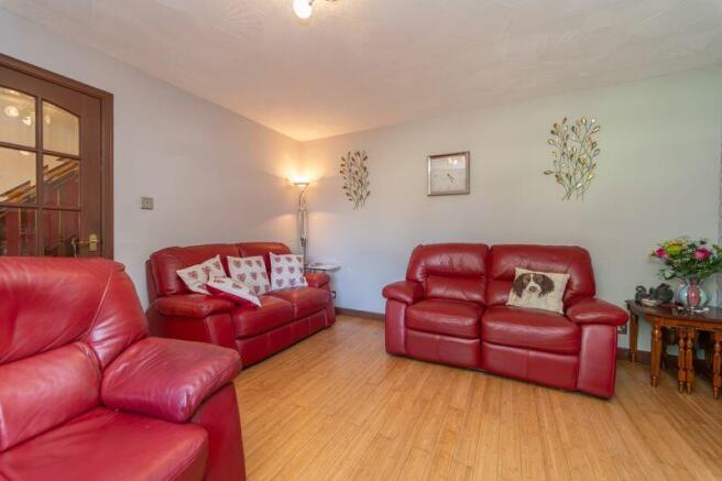 Lounge 2