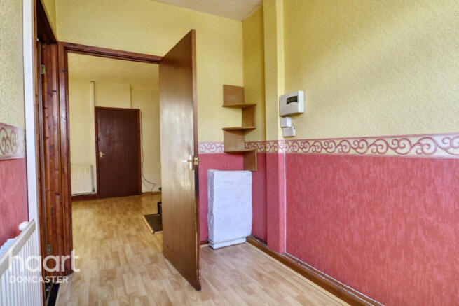 3 bed Terraced for sale Image 5