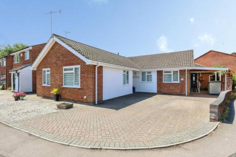 Halstock Crescent, West Canford Heath, Poole, Dorset, BH17