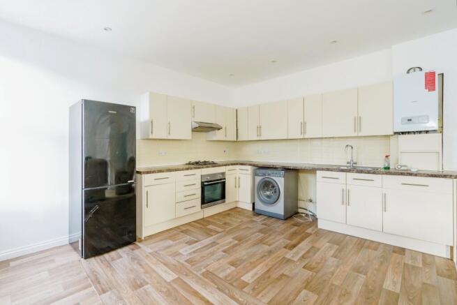 Lounge / Kitchen