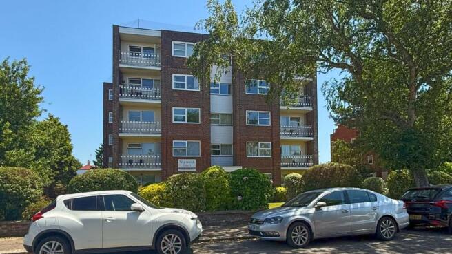 Wentworth Court_19