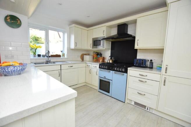Kitchen/breakfast rm