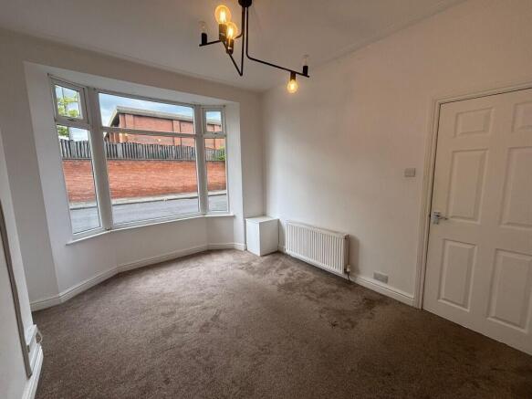 3 bed Terraced for sale Image 6