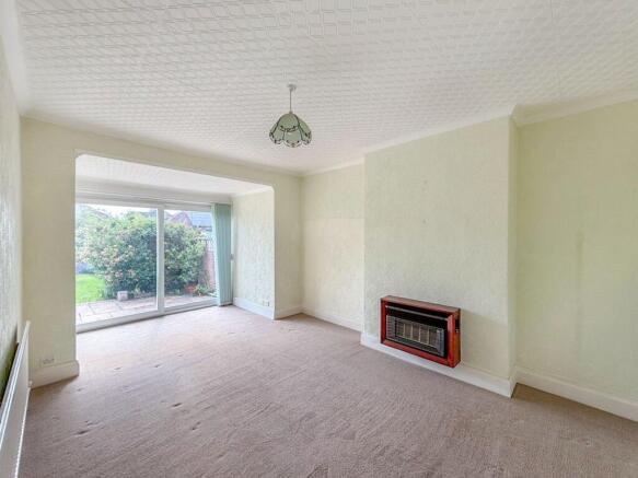 3 bed Semi-Detached for sale Image 4