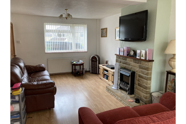 Lounge/Dining Room