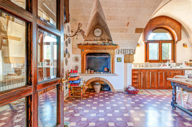 33_RR-GF-198_villa de giuseppe_brindisi_raro_realty