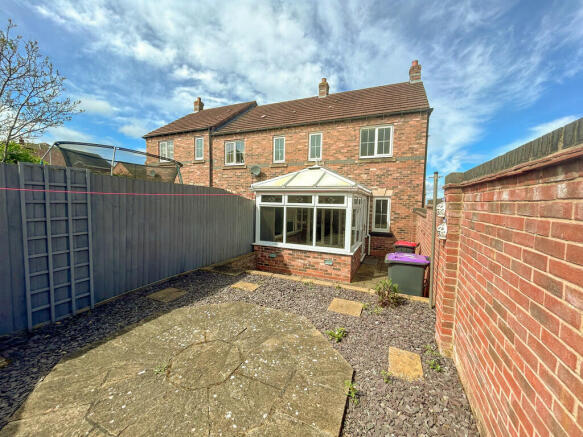 garden rear 2