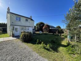 Edge Field, Carwinion Road, Falmouth TR11 5JD
