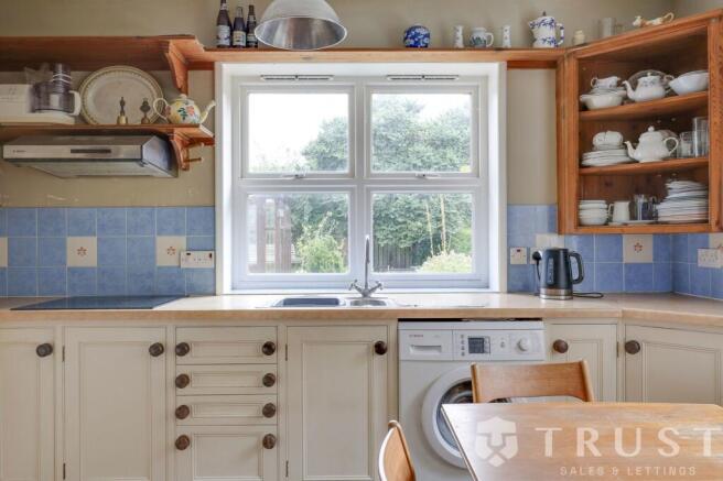 3 bed Detached for sale Image 7