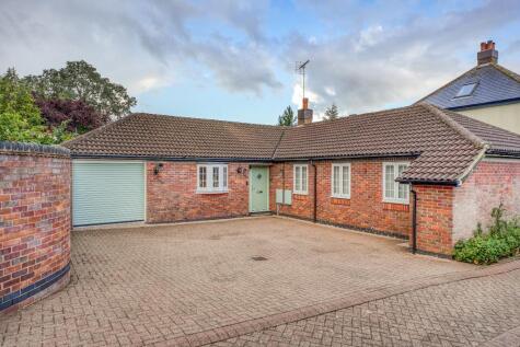 Beaumaris Grove, Shenley Church End, Milton Keynes, Buckinghamshire, MK5 6EN
