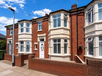 Stride Avenue, Baffins