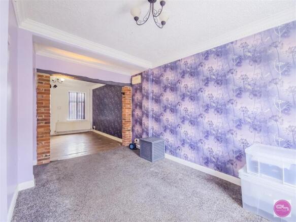 Bearwood Hill Road, Burton-On-Trent photo 2