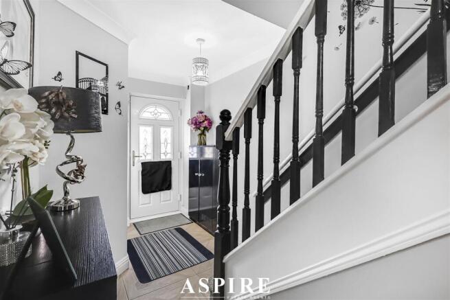 Victoria Road, Stanford-Le-Hope photo 2
