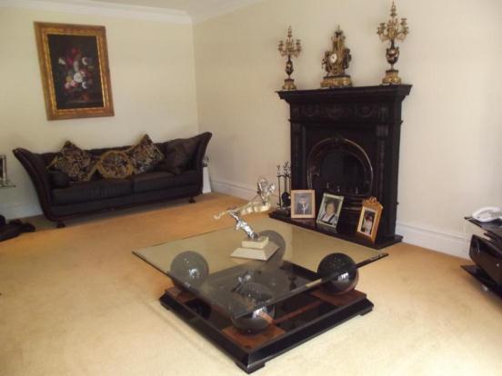 Lounge66.JPG