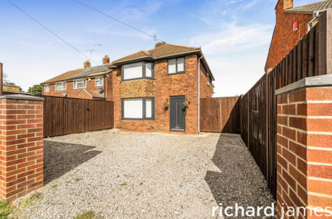 Whitworth Road, Swindon, SN25