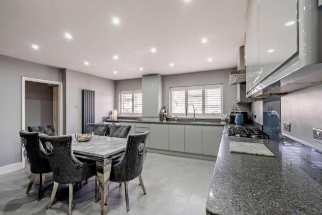 8689488-interior03-800.jpg