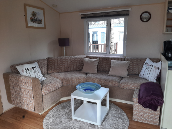 Centre lounge