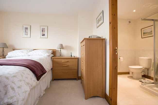 Mastr Bedroom