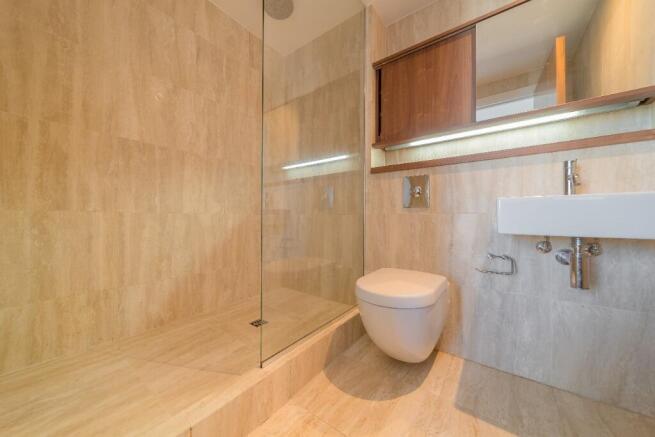 2 bed Apartment to rent Image 9