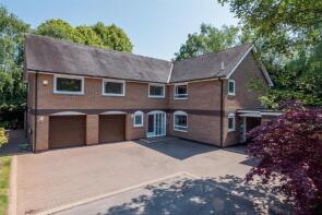 31, Green Courts, Bowdon WA14 2SR