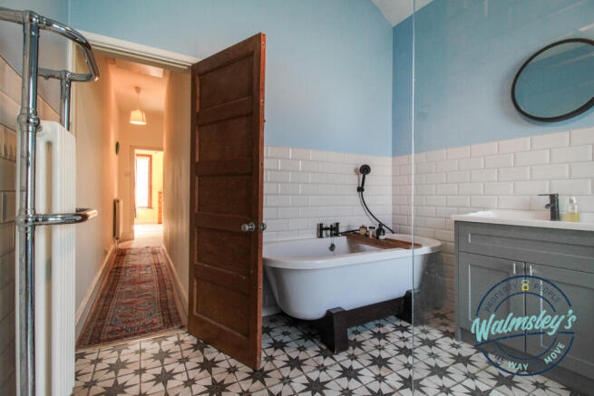 Four piece bathroom