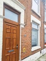 90, Esslemont Road, Southsea PO4 0ET