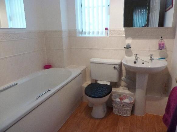 Photo 10