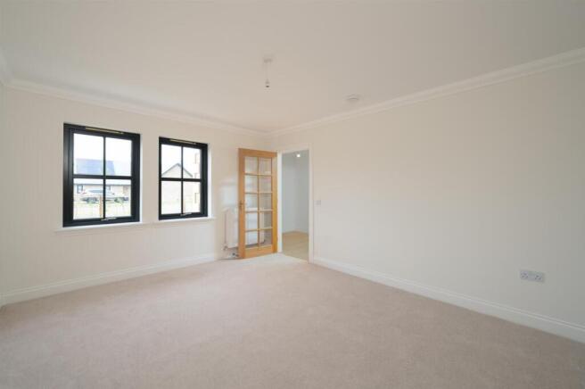 11 Laidlaw Avenue-02.jpg