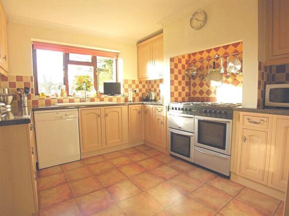 Photo 4
