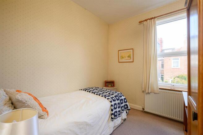 3 bed Terraced for sale Image 8