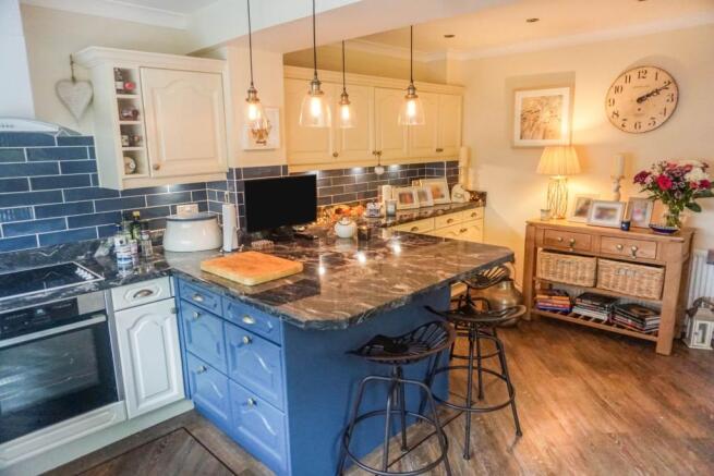 Kitchen/Breakfast