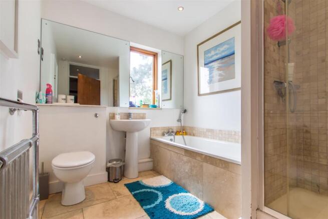 Bathroom.jpg