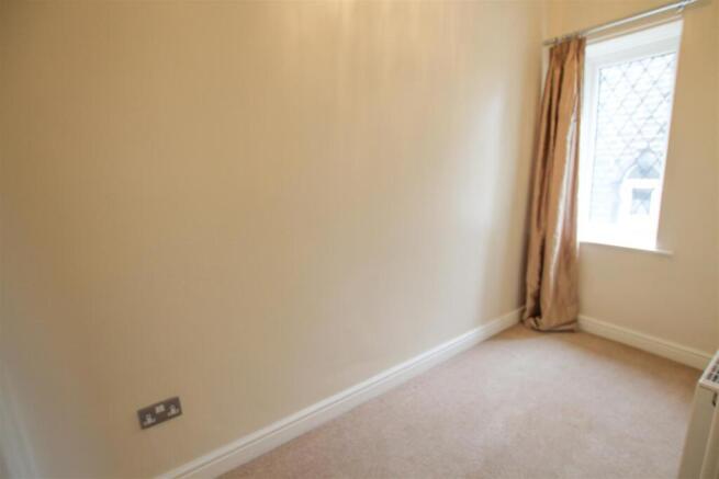 3 bed End of Terrace to rent Image 9